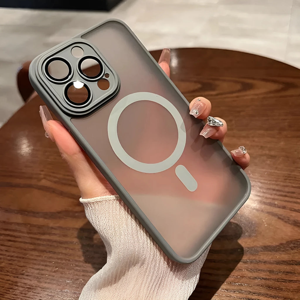 Frosted magnetic all-inclusive phone case for iPhone in black with shockproof and anti-fingerprint PC shell