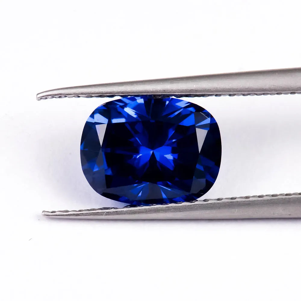 Cultivate Royal Blue love-shaped tiara gemstone setting for sapphire mounting