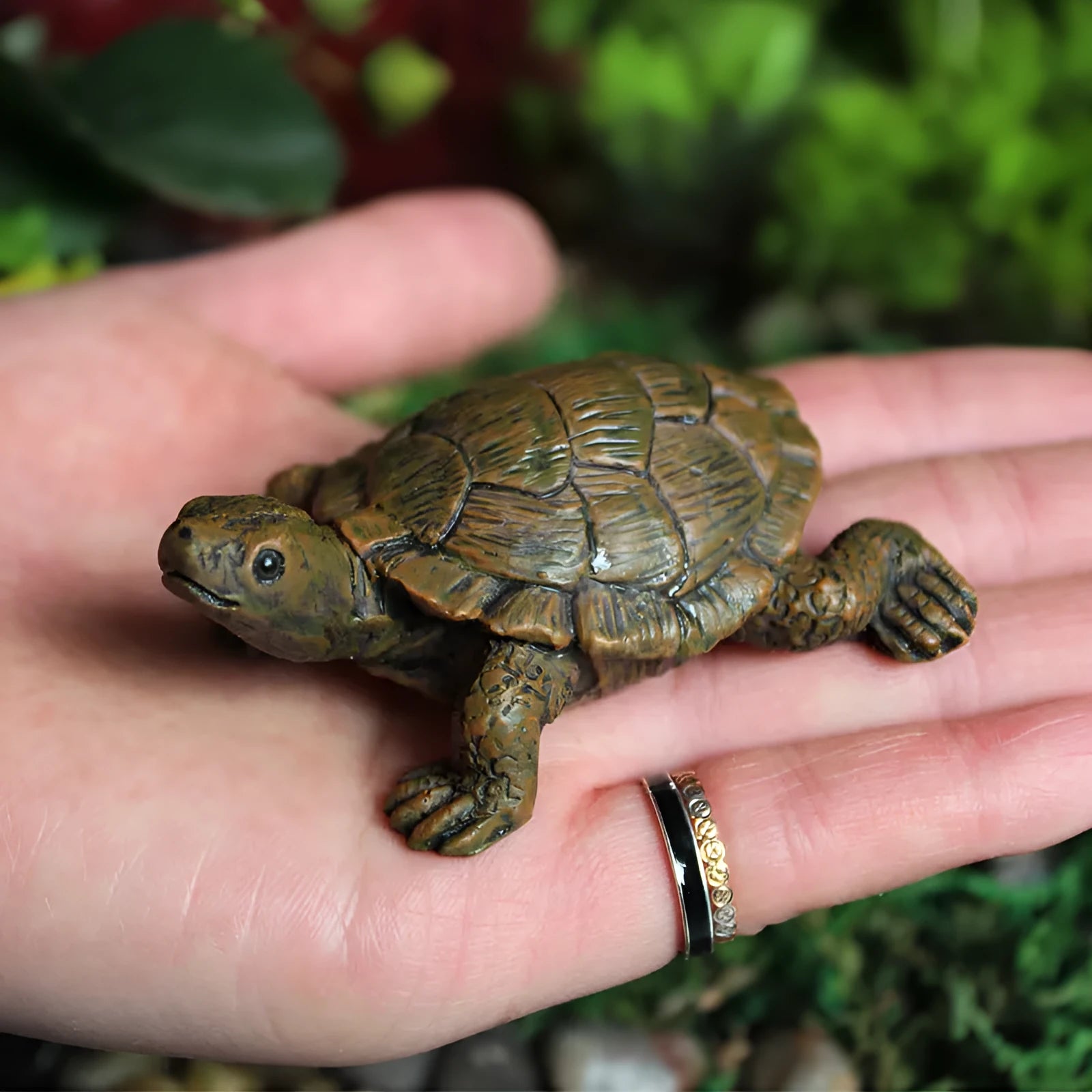 Handcrafted resin turtle ornament for micro landscape and terrarium decoration