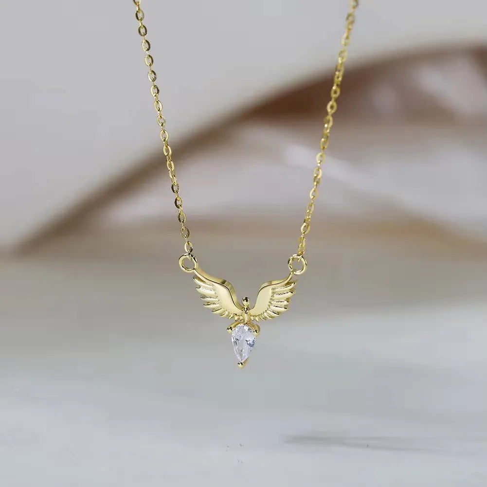 Women's silver eagle pendant necklace with 925 silver construction and adjustable 41-50cm chain length