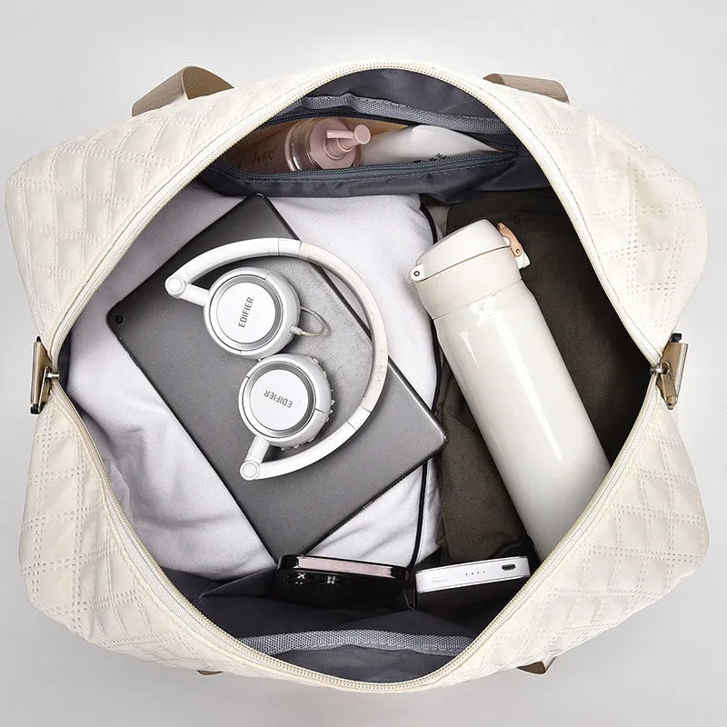 Oxford cloth large capacity travel bag in khaki colour with 36-55 litre storage for leisure trips