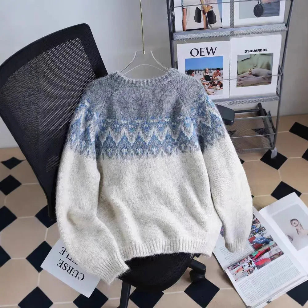 Women's loose-fit jacquard sweater coat in milky white, brown, or navy blue.