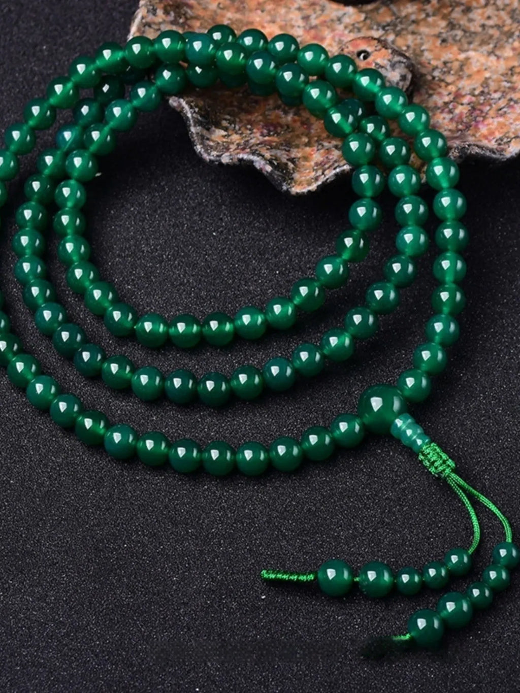 Handmade natural green agate multi-circle bracelet with Thangka pendant and certificate