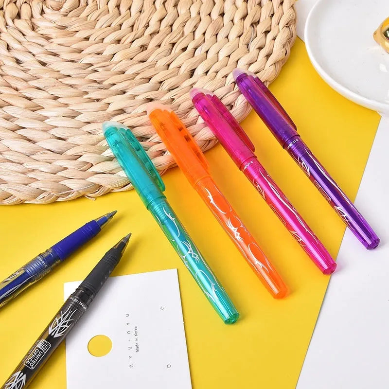 A set of heat-erasable gel pens with plastic bodies and stainless steel nibs, showing 0.5mm and 0.7mm options.
