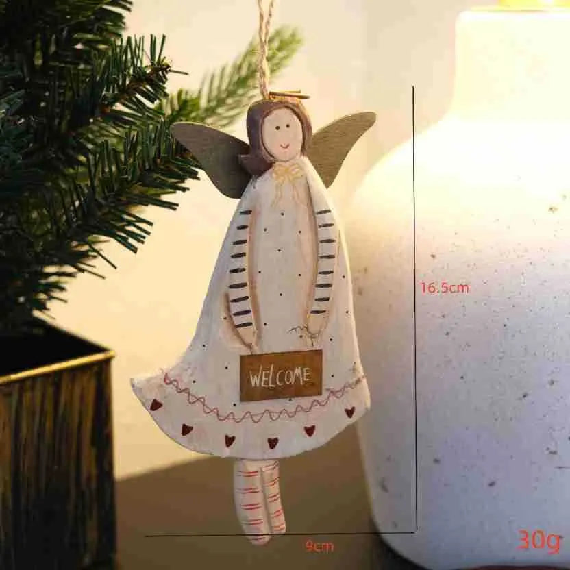 Hand-painted wooden door pendant showing love heart and XINGX letters design options.