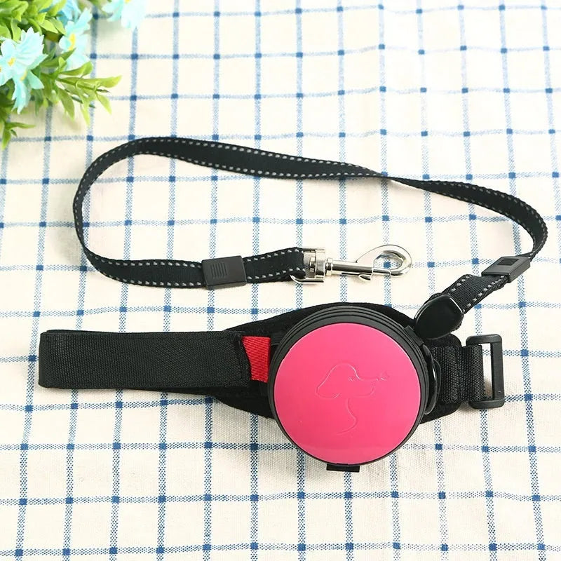 3 metre retractable dog leash in six colours with automatic braking system