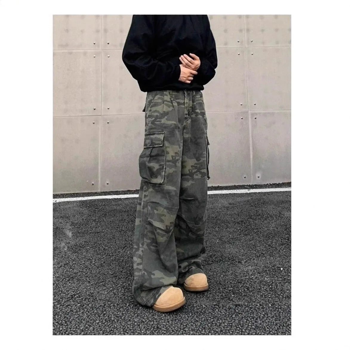 Korean style washed camouflage cargo pants with multiple pockets in cotton blend fabric