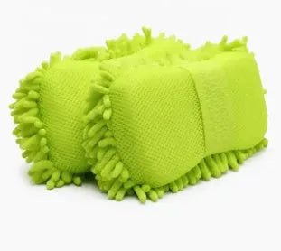 Silvery green car wash sponge with microfiber chenille construction measuring 14x25cm