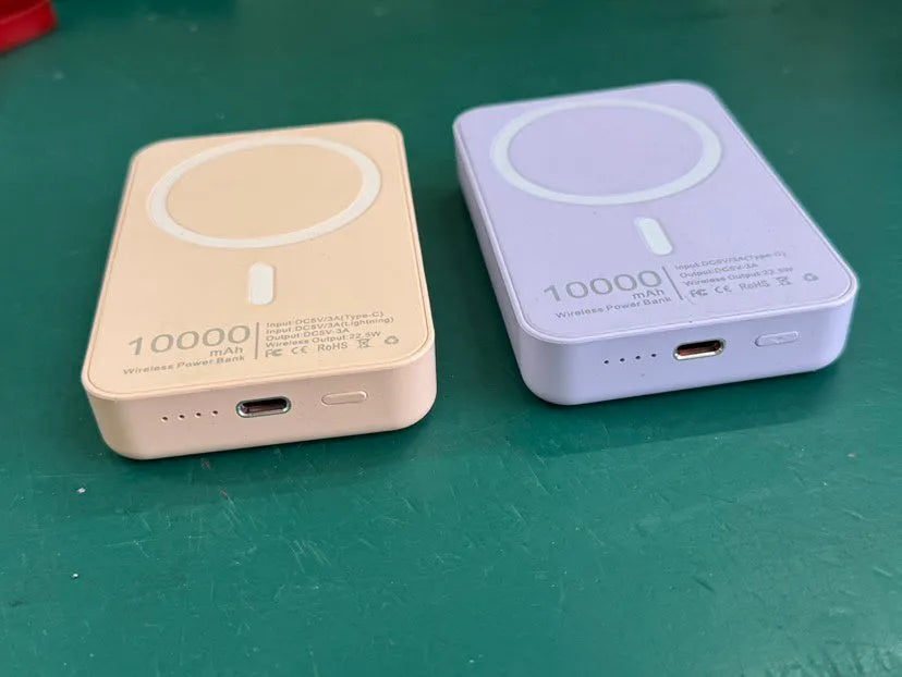 White magnetic wireless charger power bank with creative design showing dimensions 100x65mm