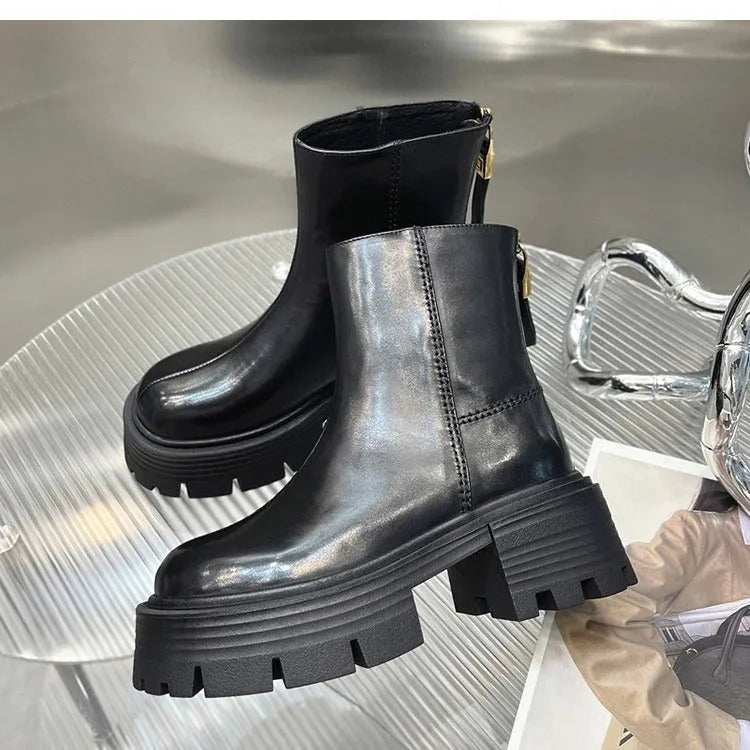 Children's chunky heel short boots in faux PU leather, black colour, round toe, back zipper, low tube design