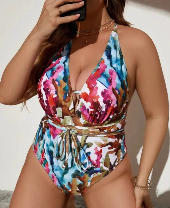 Women's solid colour halter bikini swimsuit in blue or purple with briefs style