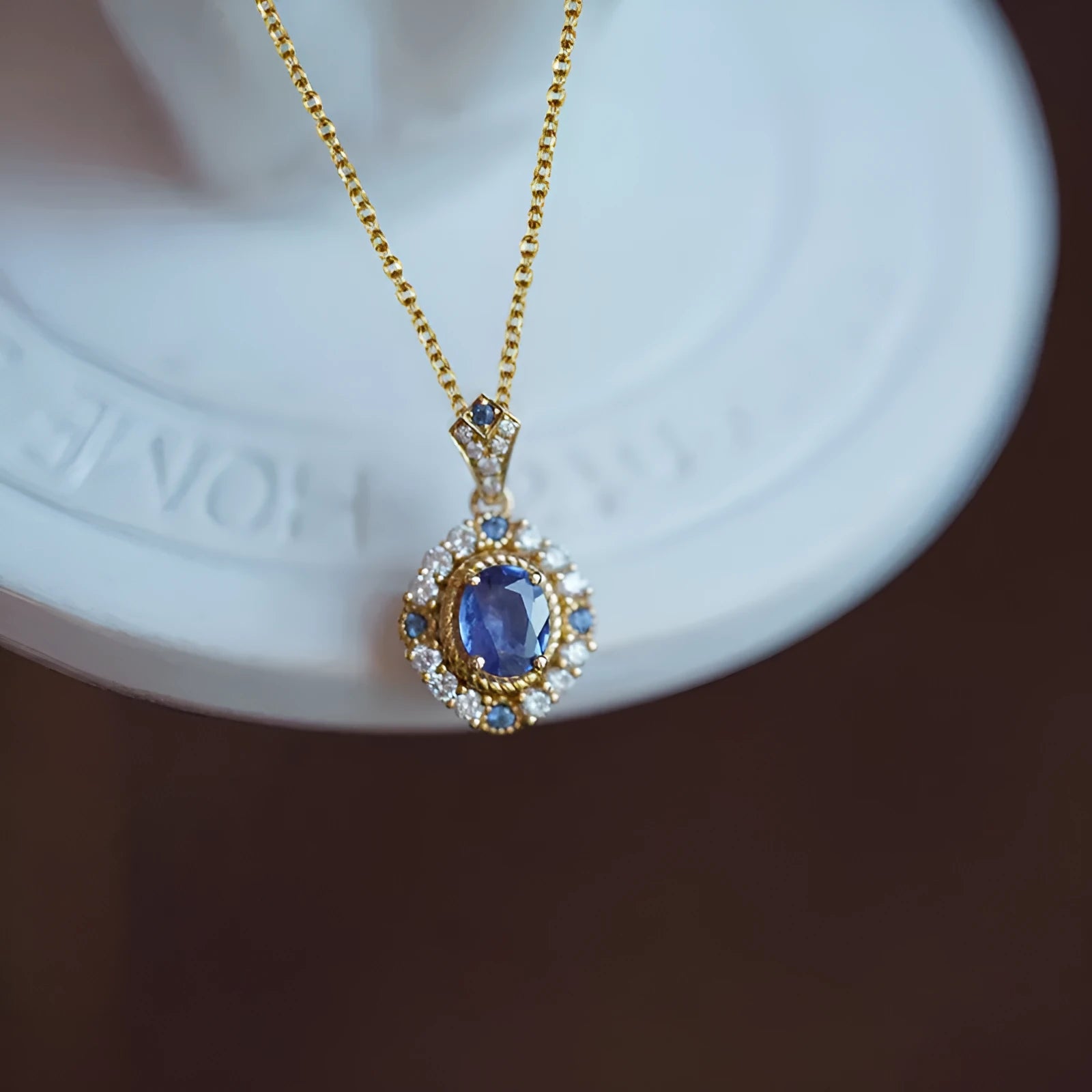 Huitan royal necklace with mixed gem pendant on box chain, yellow gold colour, adjustable 21-50cm