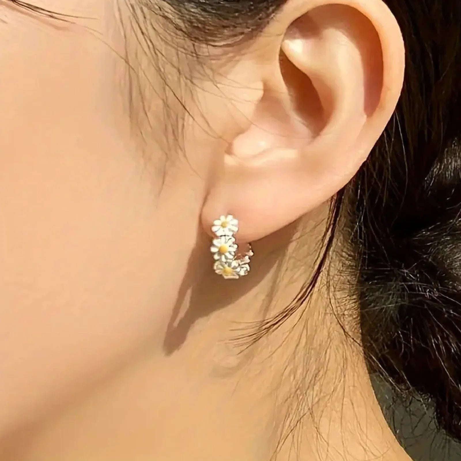 White daisy flower ring earrings with electroplated copper construction and gemstone accents