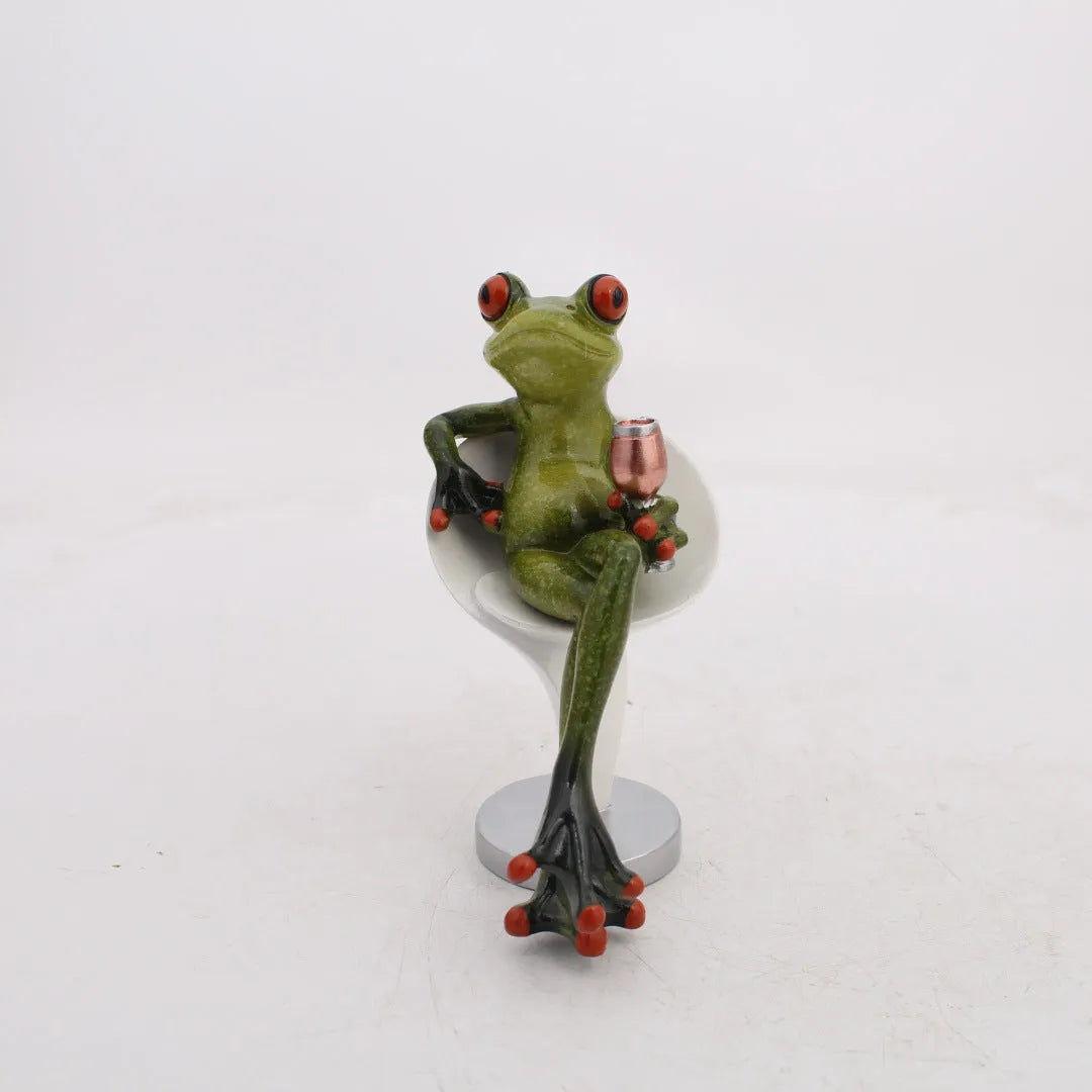 Pastoral style synthetic resin frog ornament for home decoration in living room or study