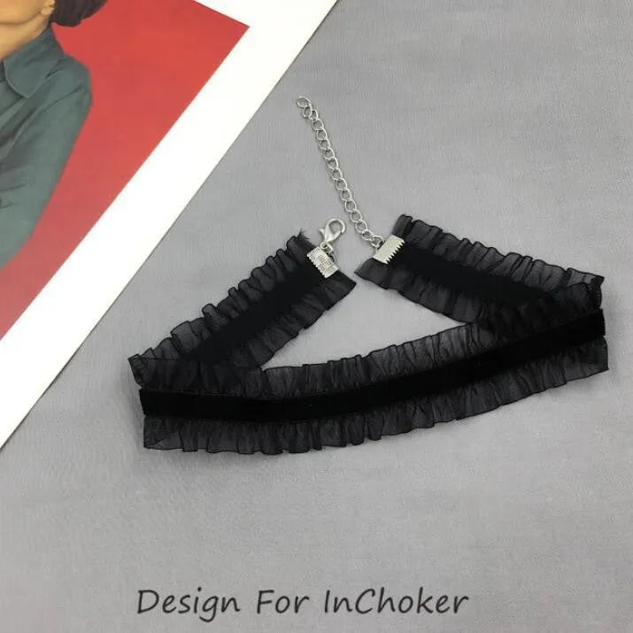 Alloy velvet ruffled clavicle necklace with flower pendant on snake bones chain in three colours