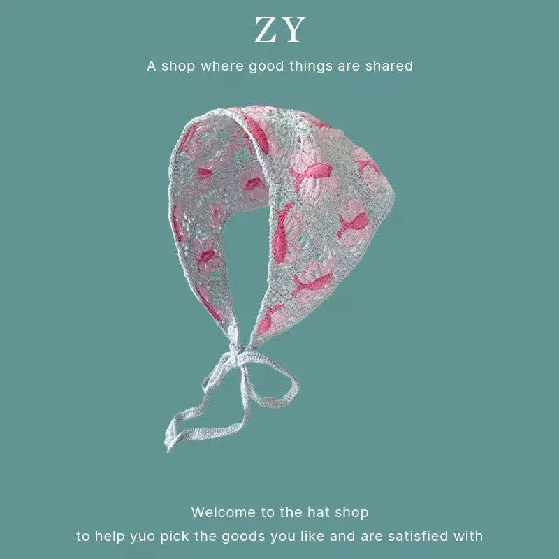 Women's cotton triangular headscarf with floral pattern in French retro style for autumn winter wear
