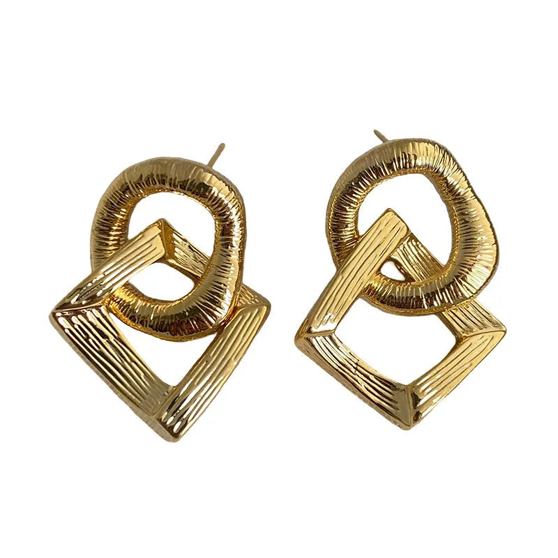 Retro geometric circle pendant earrings with 3.4 cm drop in electroplated gold or silver finish
