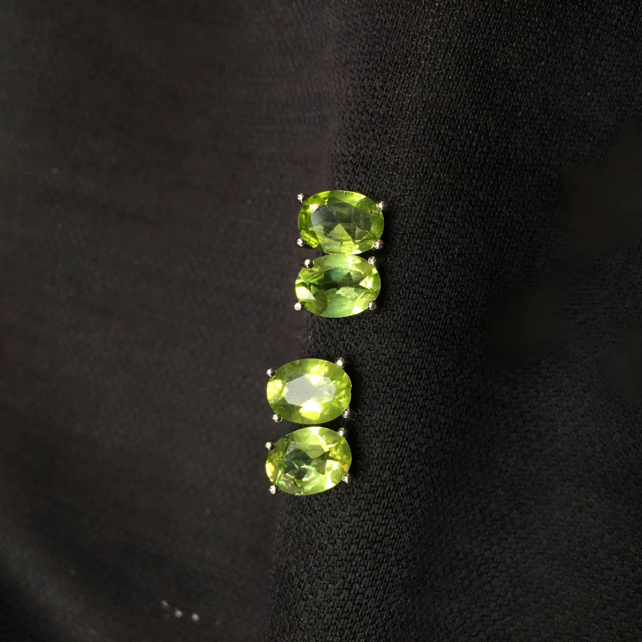 Natural grass green olivine stud earrings in S925 sterling silver with 6x8mm oval stones.