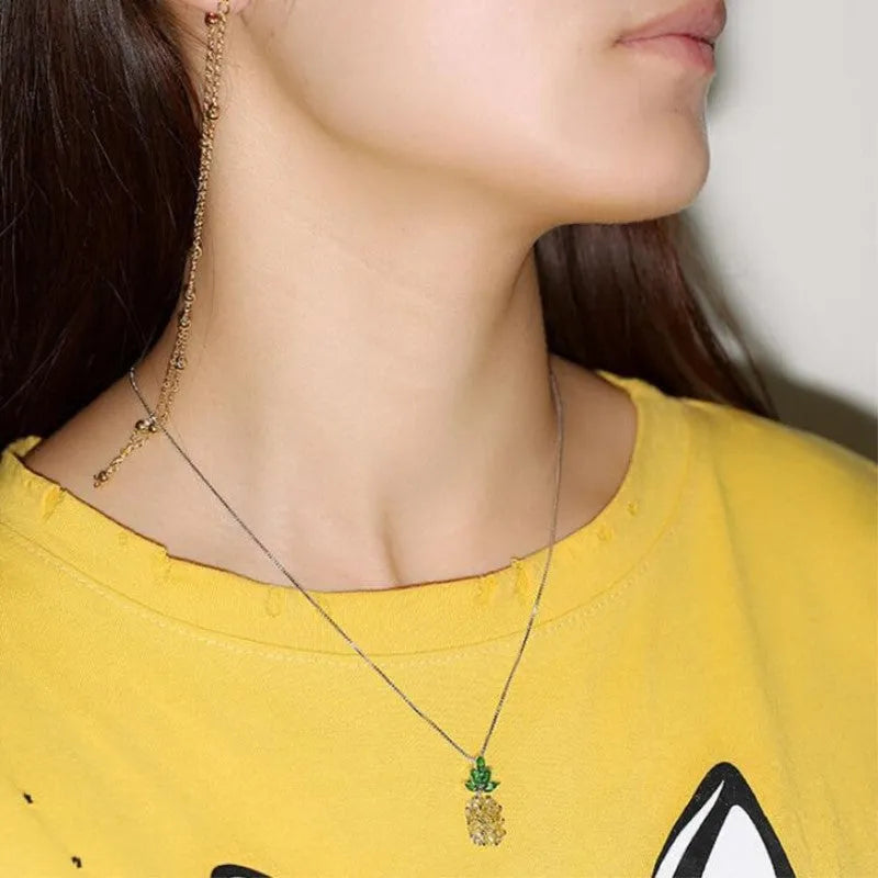 Korean fashion geometric necklace with pineapple diamond pattern in silver and copper white gold plating