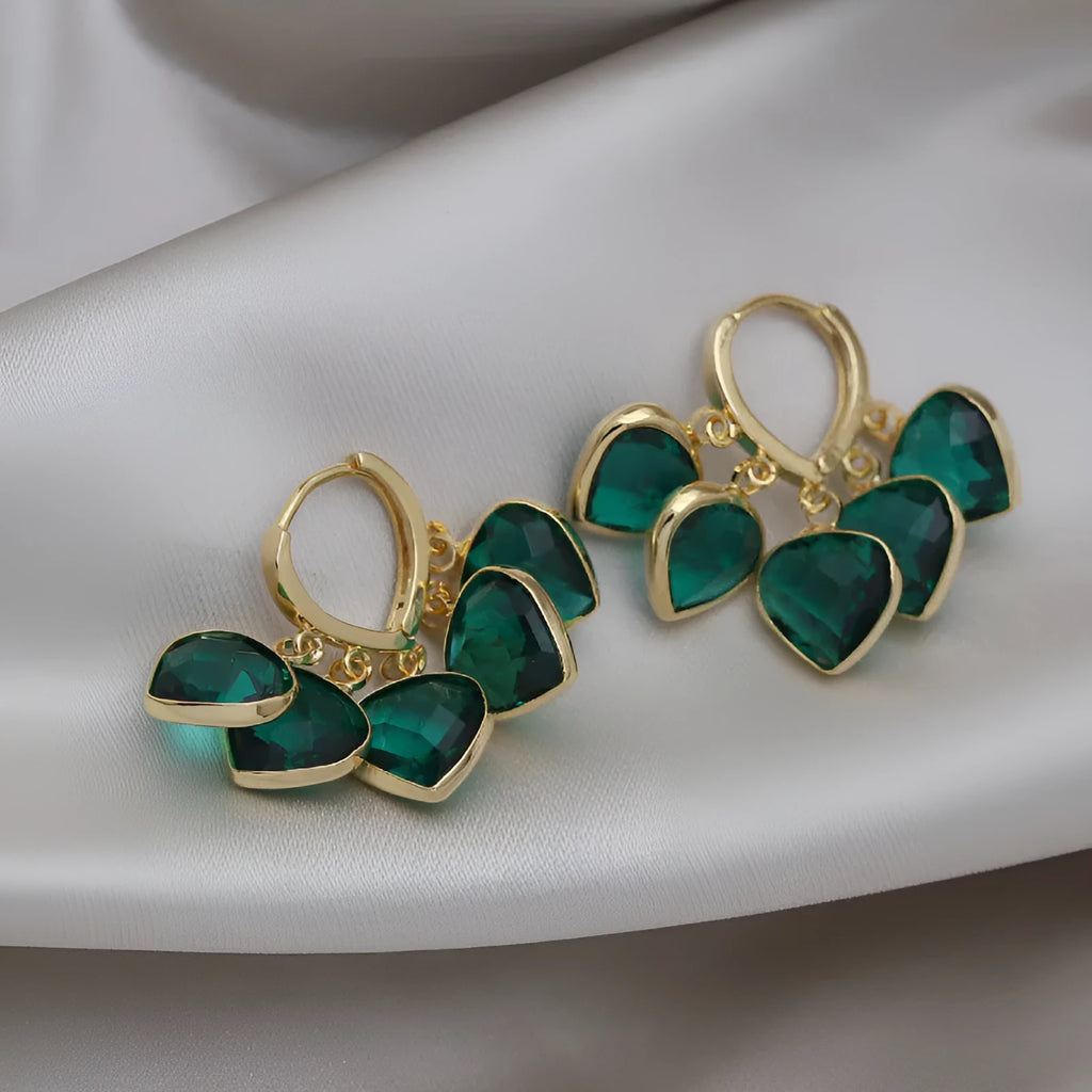 Green heart-shaped glass pendant clip-on earrings with Korean style design and artificial gemstone detailing