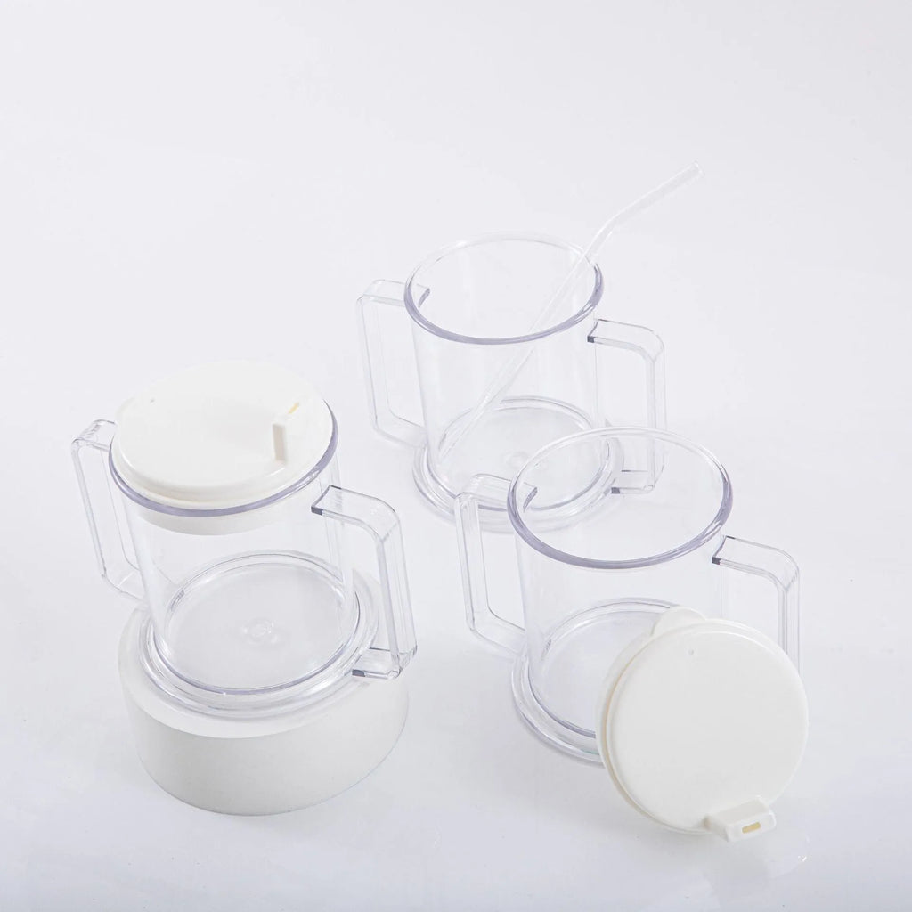 Transparent spill-proof drinking cup with 301-400ml capacity