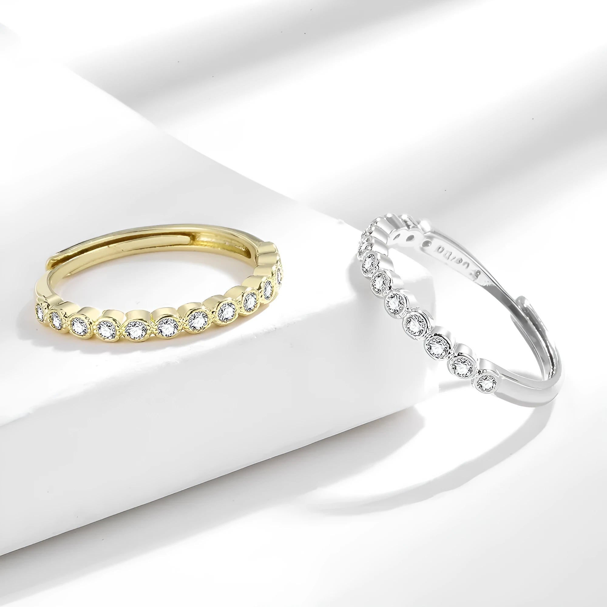 Women's geometric open mouth ring with diamond tail detail in Korean style