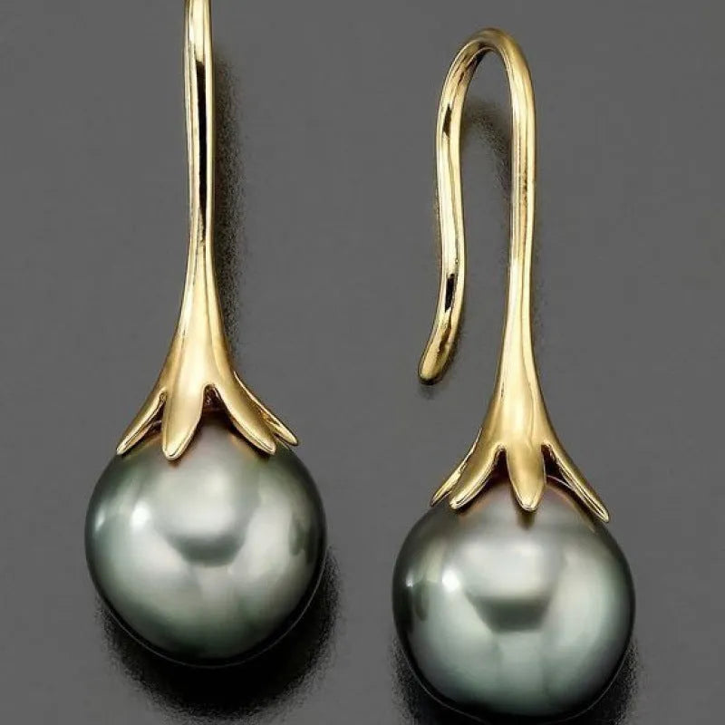 Women's retro fashion alloy electroplated earrings with imitation gold colour finish