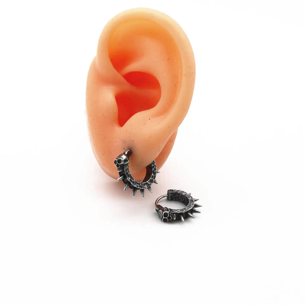 Geometric alloy earrings with punk motorcycle style in copper and black colours
