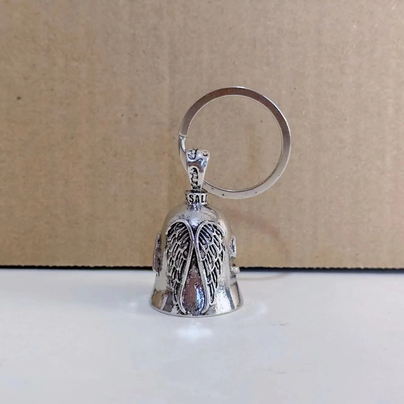 Vintage white angel wings feather design necklace and keychain jewellery set