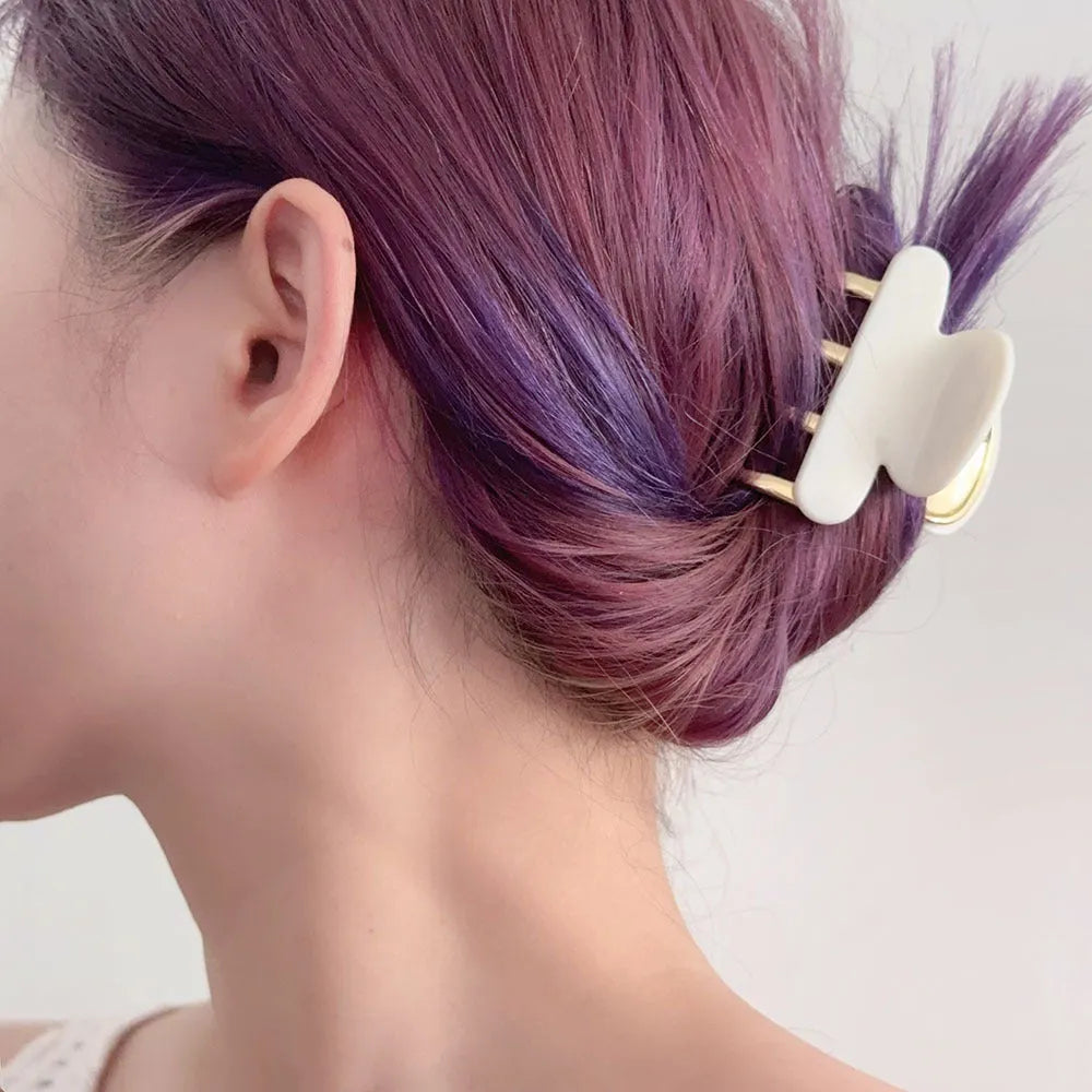Set of four dopamine retro acetate hair barrettes in R08 colours with medium metal grip