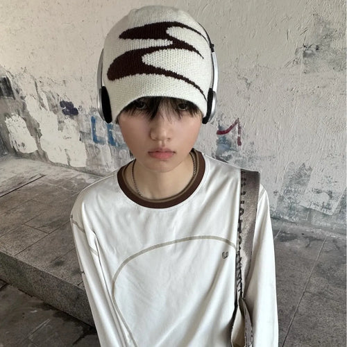 Acrylic thermal beanie hat in black, grey, or white colours for autumn and winter wear