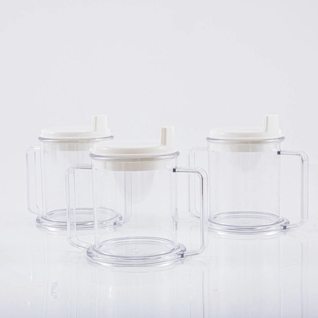 Transparent spill-proof drinking cup with 301-400ml capacity