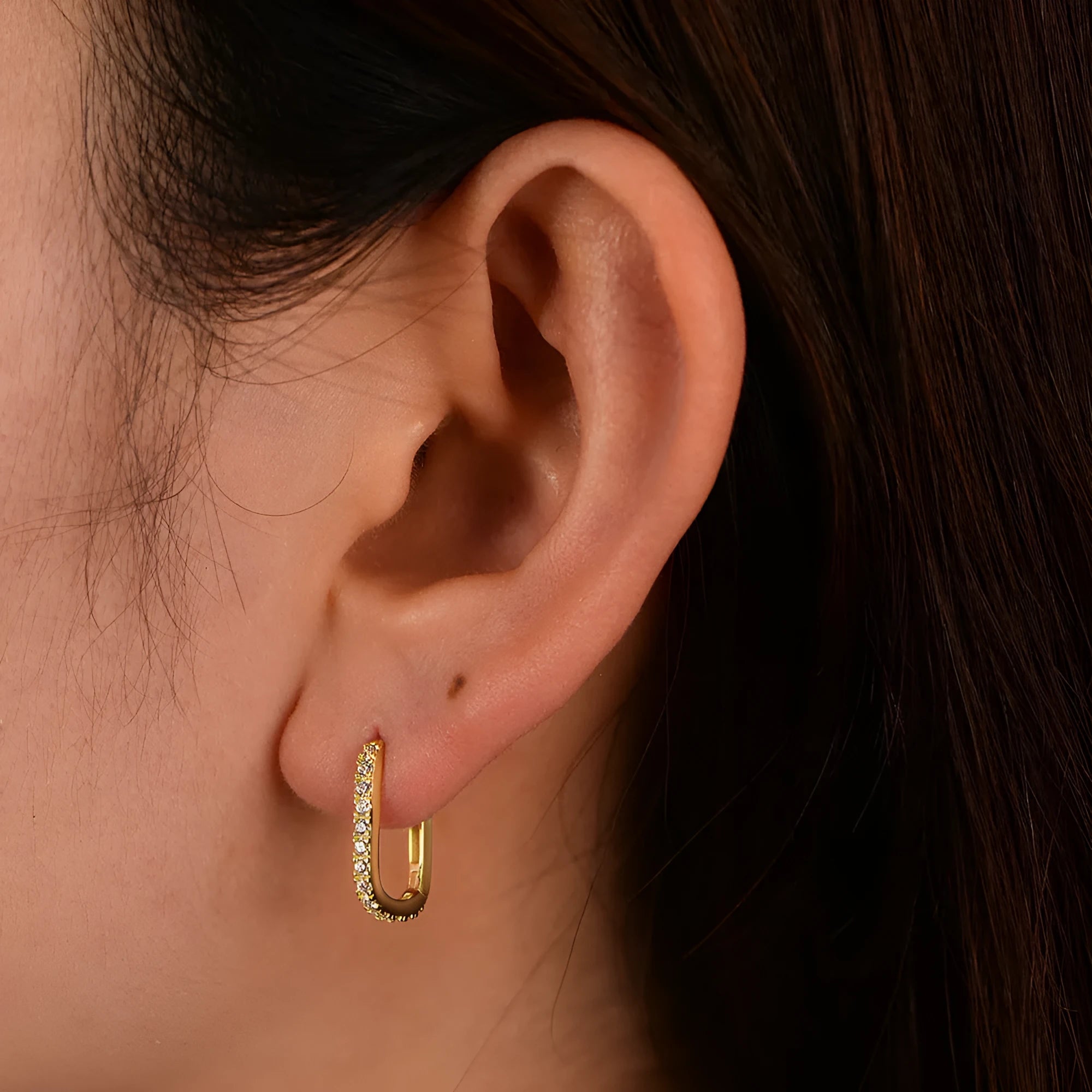 Sterling silver oval zircon ear clip earrings with geometric design in yellow and white options