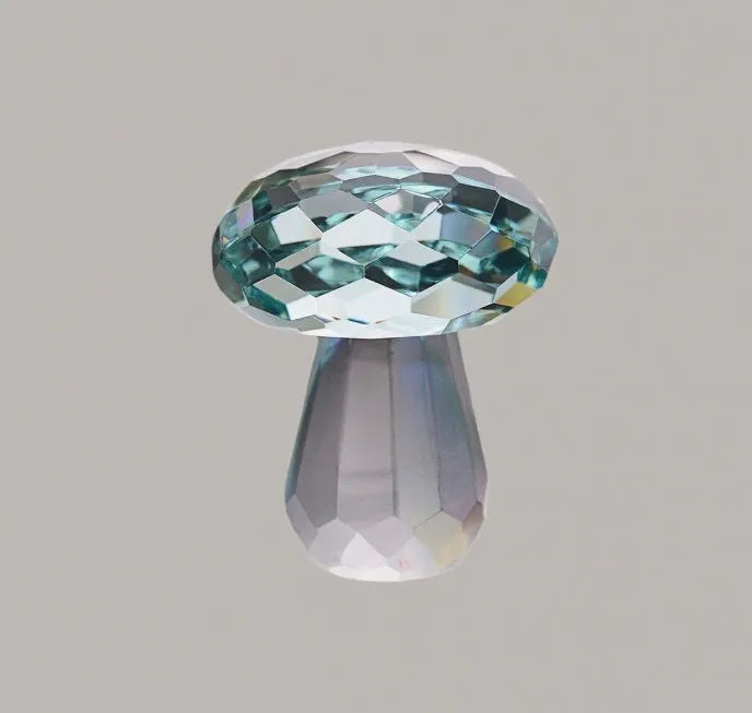 Colourful mushroom crystal decorative craft measuring 40x53mm in modern geometry design