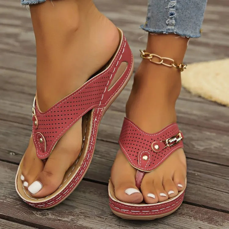 Women's retro-style flip-flop sandals in plus sizes with EVA sole and PU upper.