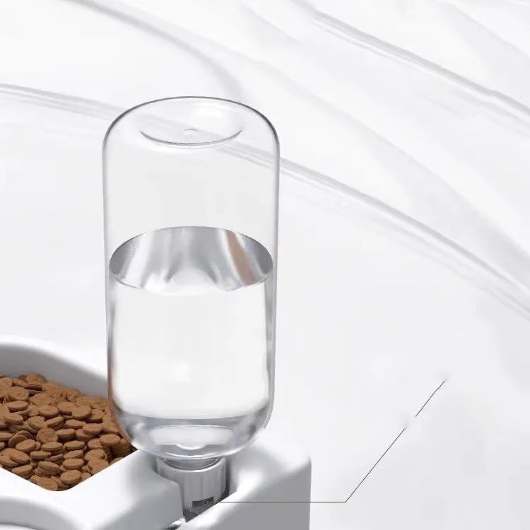 White compact cat water fountain with filtration system for indoor use