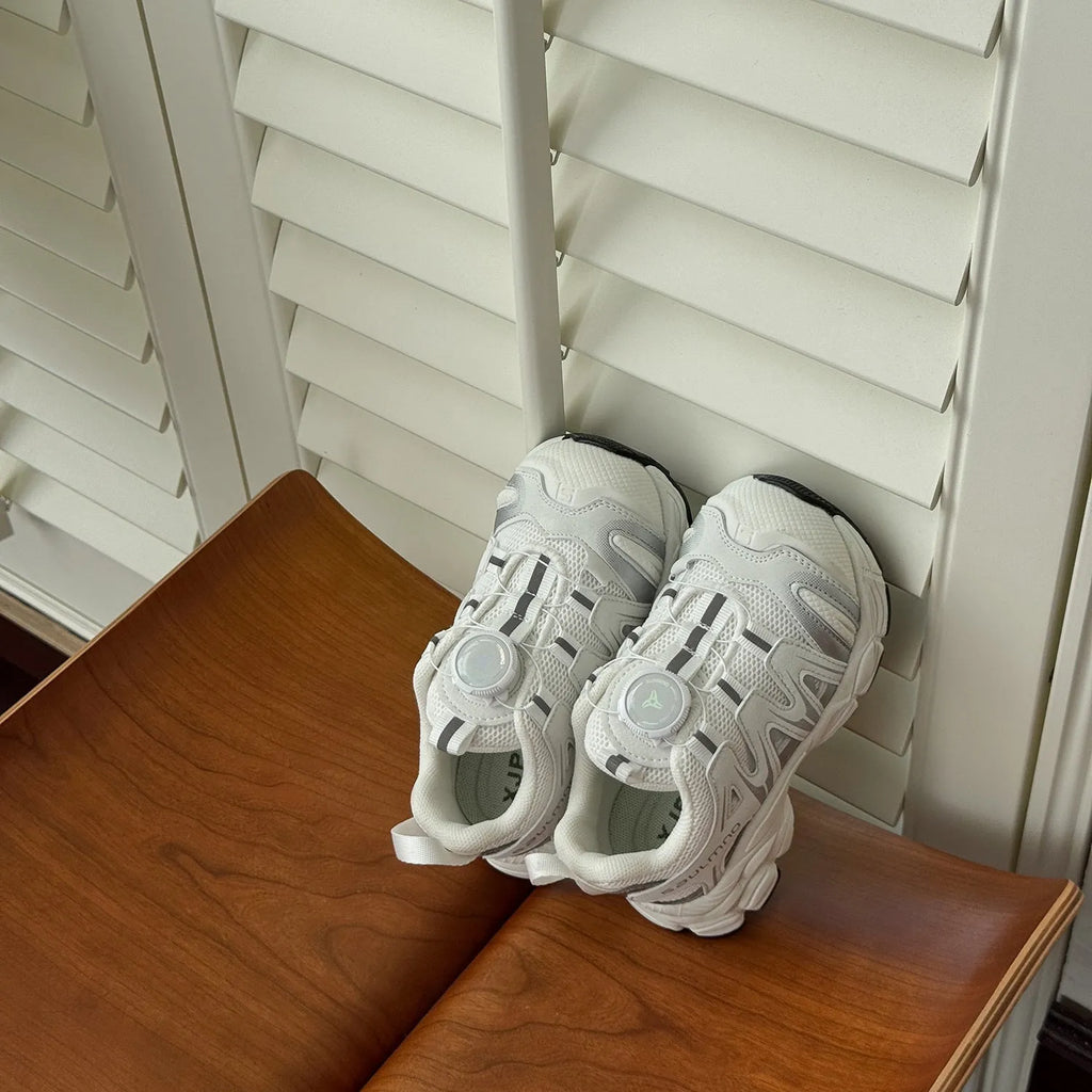 Solid colour casual shoes with breathable PU leather mesh upper, shown in beige, black, and pink.