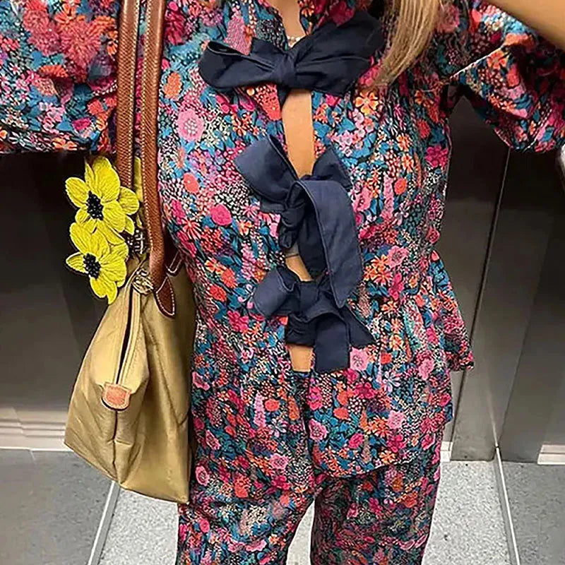Women's floral print tie-neck trousers suit with puff sleeves, two-piece set