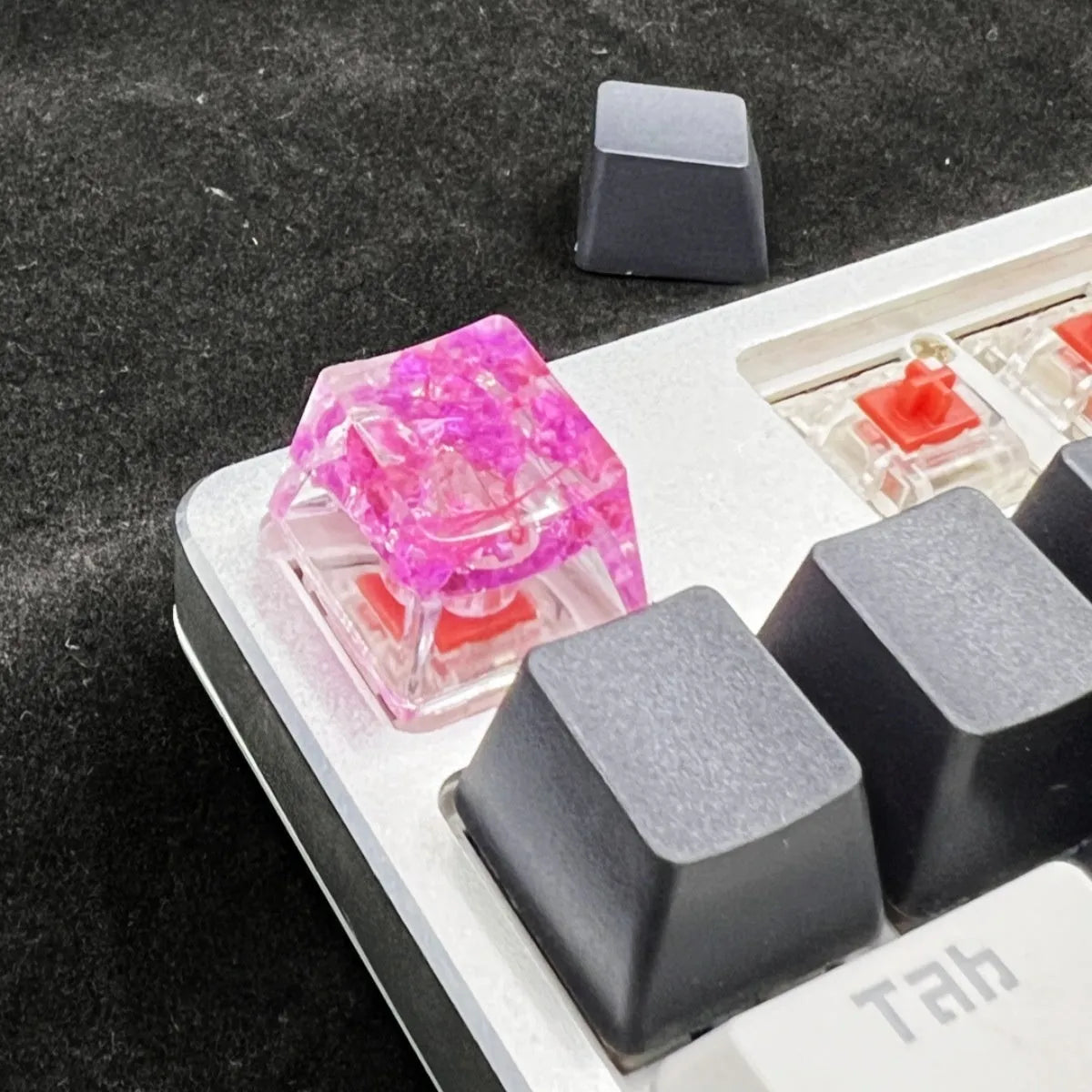 Translucent resin keycap with starry sky effect for MX mechanical keyboard switches