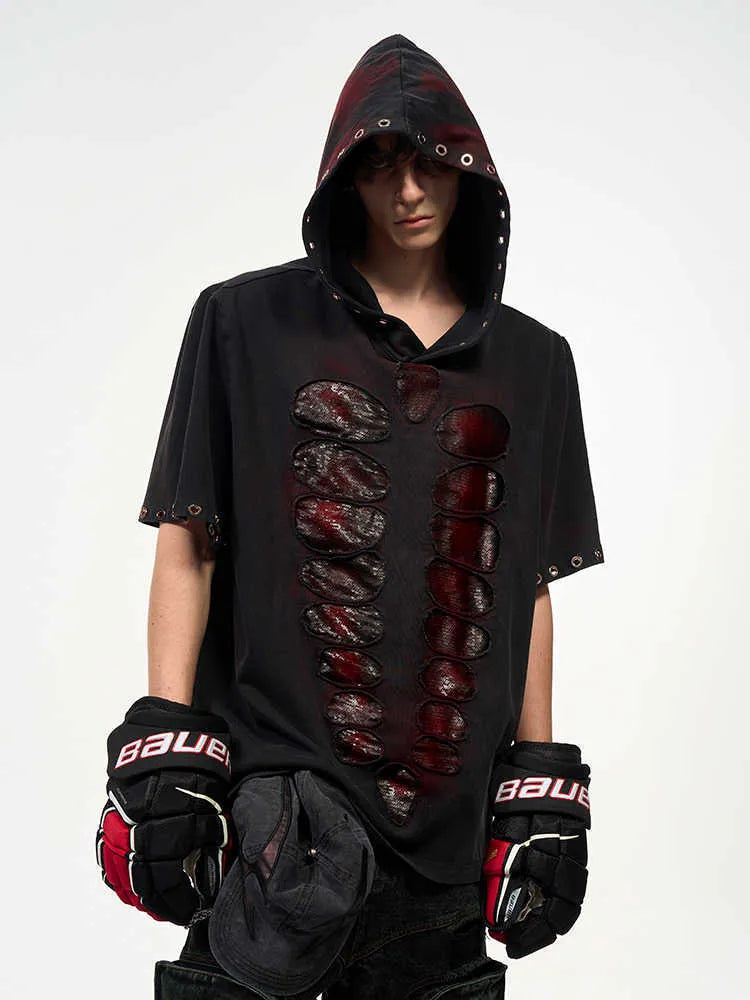Black men's hooded t-shirt with sequin detailing and short sleeves in loose fit