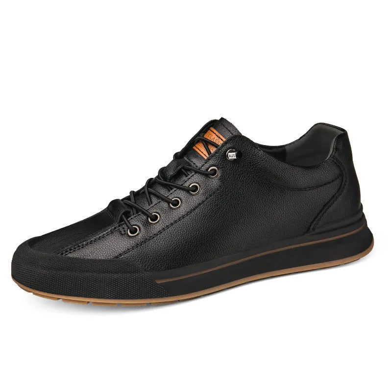 Men's round-toe matte leather casual shoes with a flat 6CM heel, shown in black and white colour options.