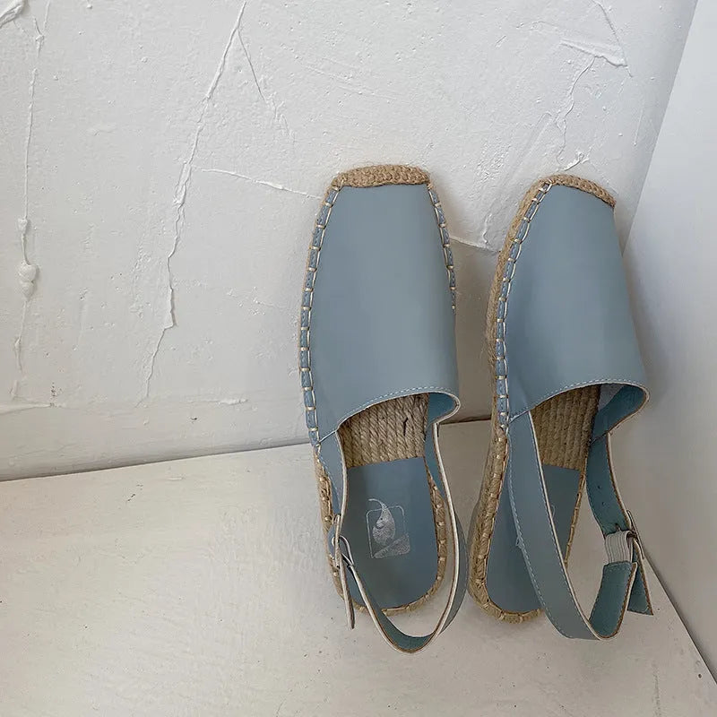 Women's animal print retro fisherman flat sandals in canvas with a low 1cm heel.