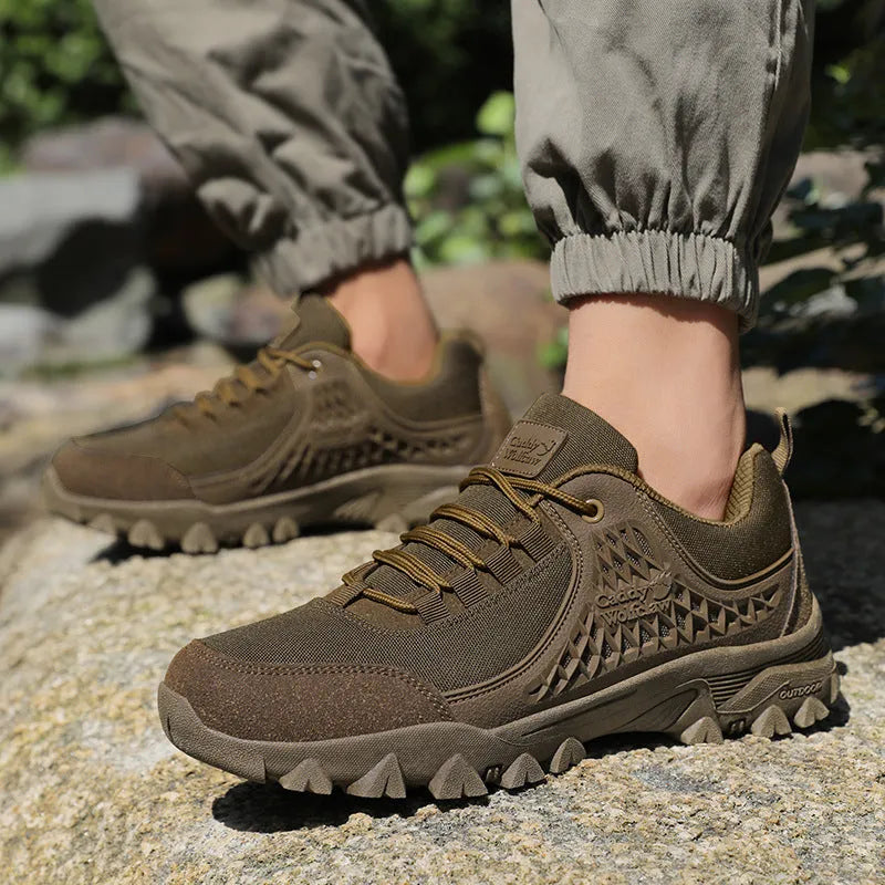 Men's casual outdoor mountaineering non-slip platform hiking shoes, khaki colour, PU mesh upper