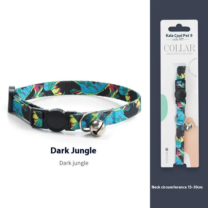 Woven polyester cat collar with anti-suffocation safety buckle and bell in green jungle colour grid pattern