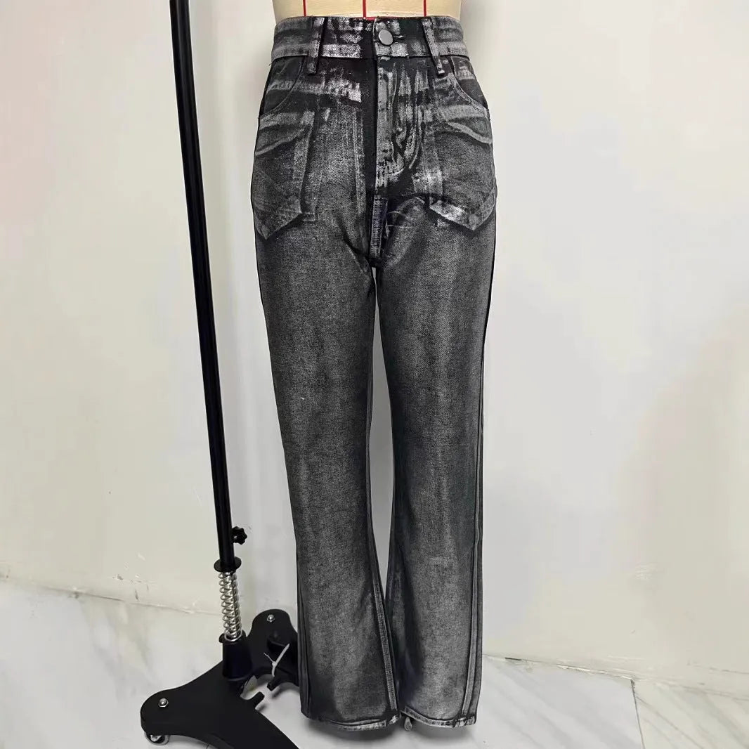 Washed blue straight leg jeans with high waist and contrast colour street style details