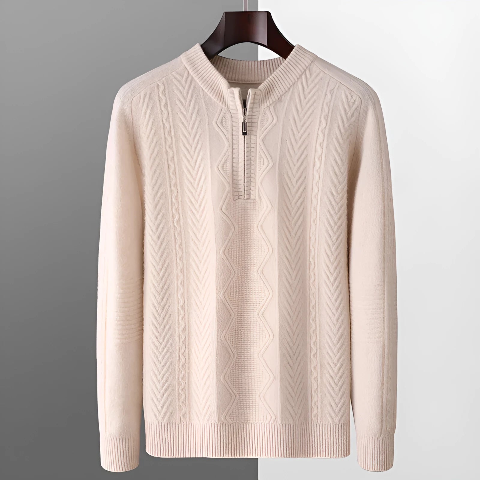 Men's pure wool diamond lattice half-zip sweater in loose fit with long sleeves