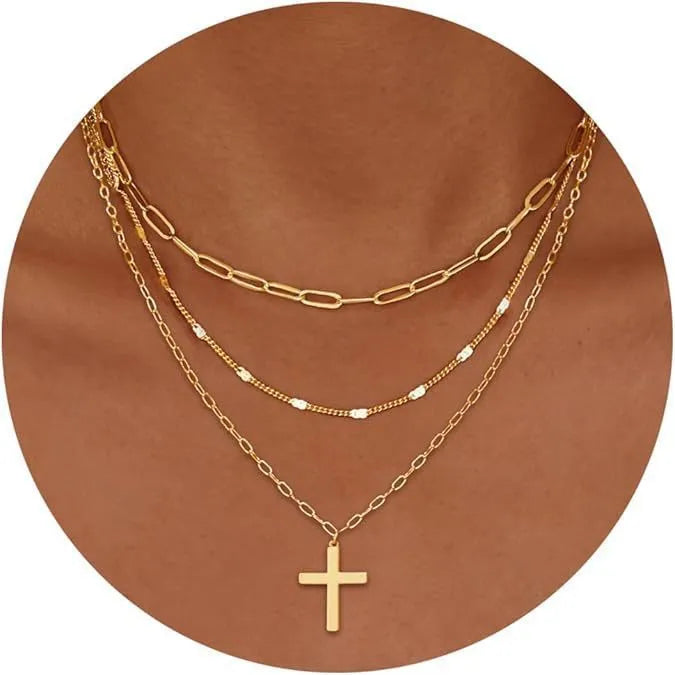 Copper electroplated layered clip necklace with circle pendant in gold finish