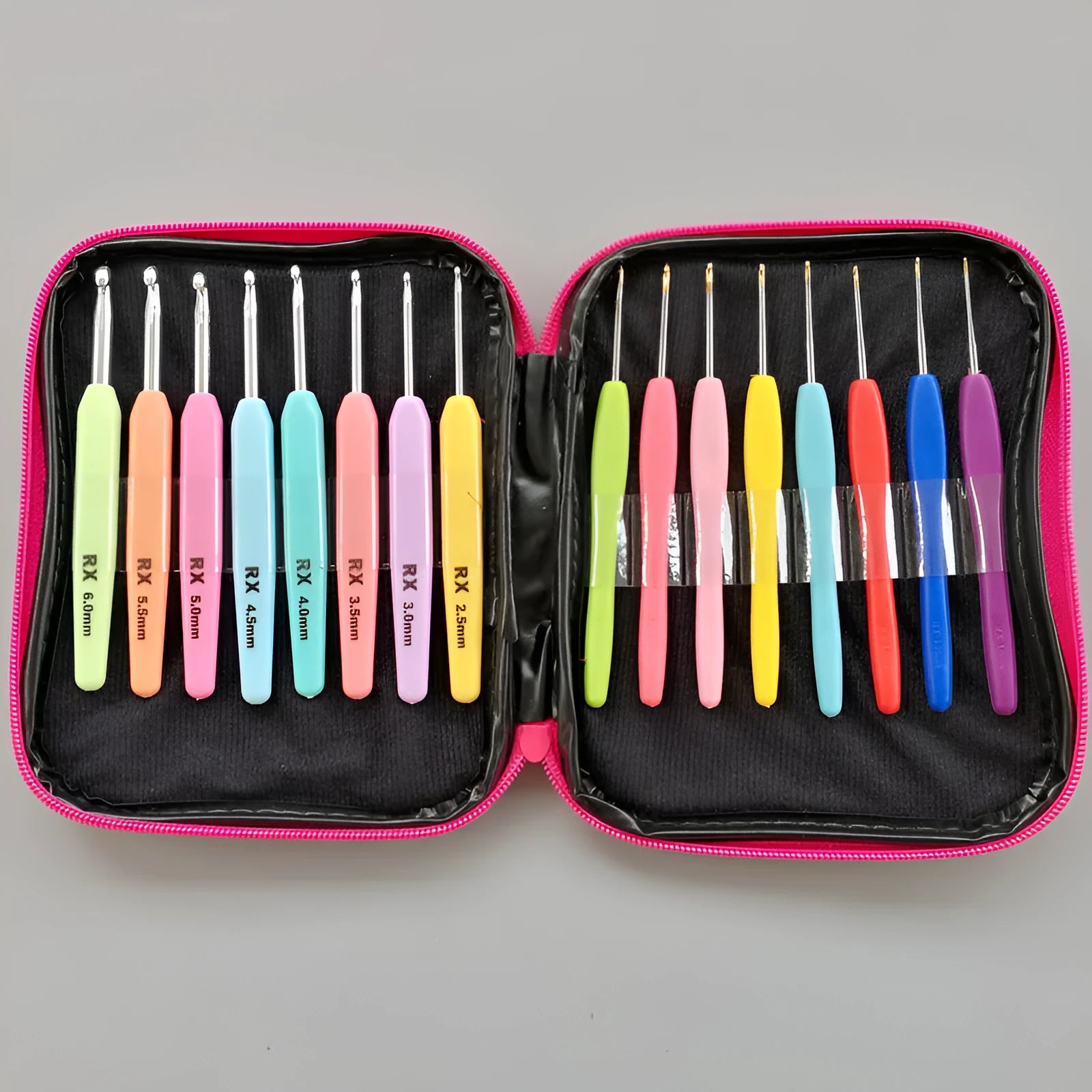 16 crochet hooks with soft and hard handles in a PU storage bag, sizes 1.0mm to 6.0mm.