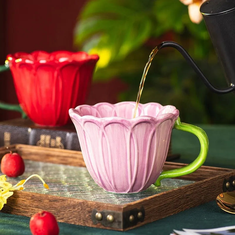 500ml floral patterned ceramic breakfast mug in red or purple.