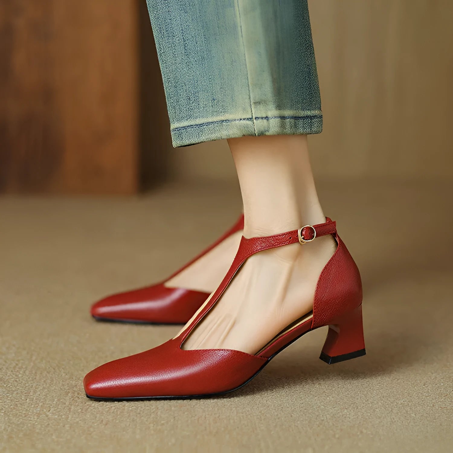 Women's wine red French retro square toe chunky heel buckle shoes made of sheepskin leather